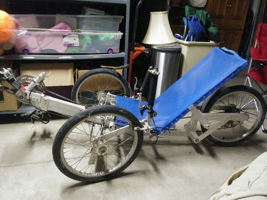 Recumbent bike