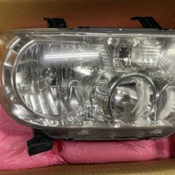 2008 2nd Gen Toyota Sequioa OEM Headlights
