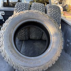 Bf Goodrich Ko2 255/65/17