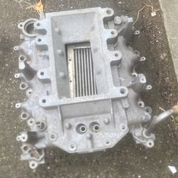 Ford 4.6 Or 5.8 Intake For A Supercharger 