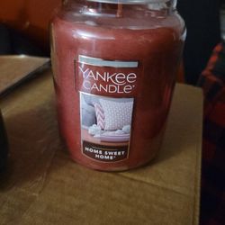New Large Yankee Candles 