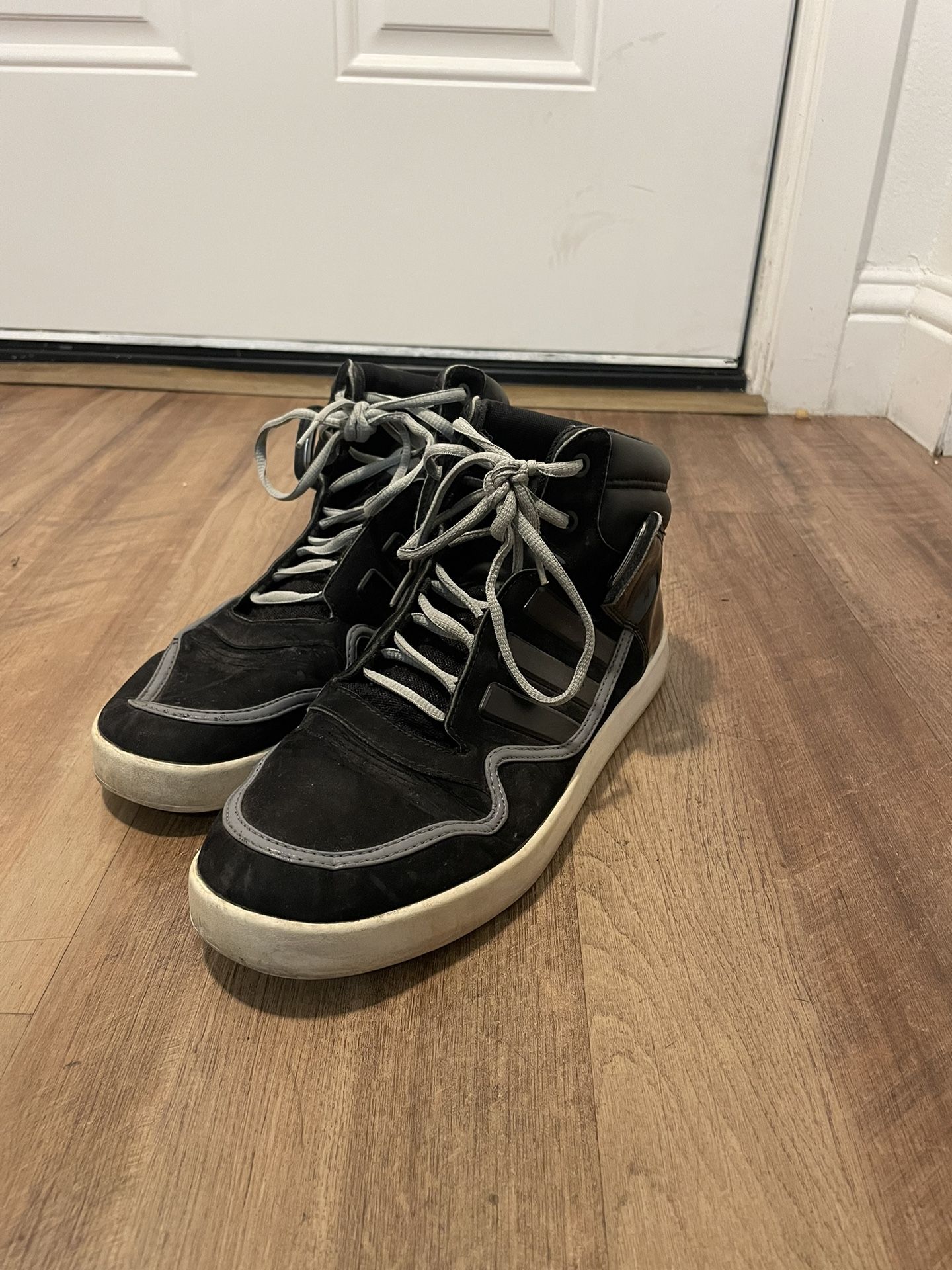 Adidas Size 10