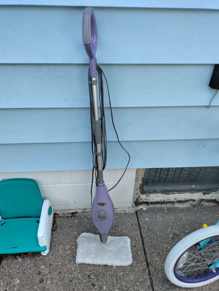 Shark Floor Steamer Cleaner