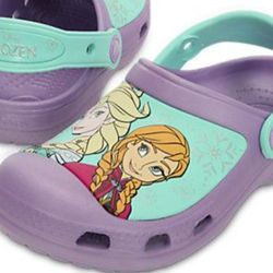 Crocs Disney Frozen Elsa & Ana Size. 6/7 Toddler.