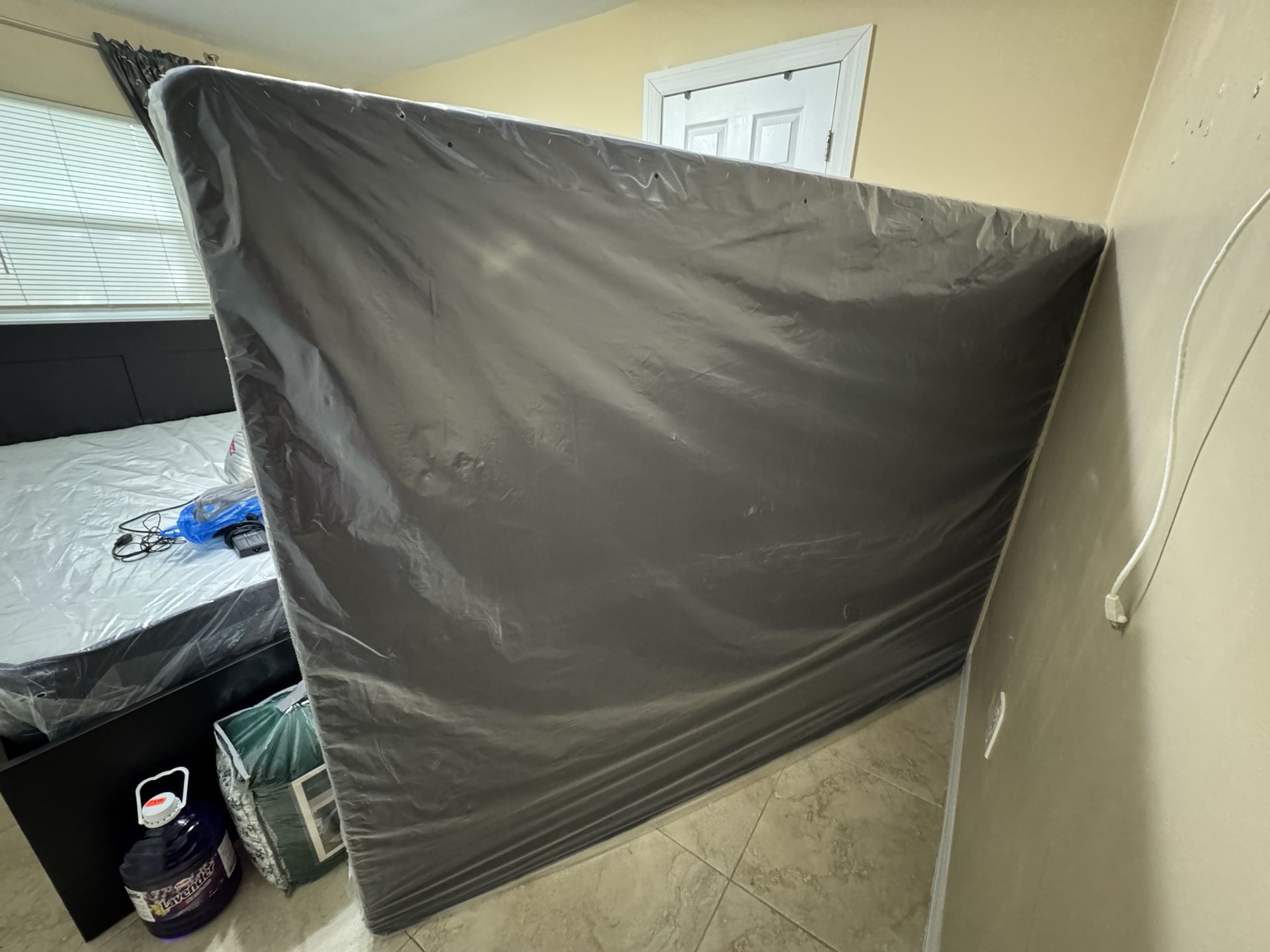 🛏️ Brad new Bed Base for Sale — Great Condition!