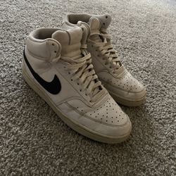 Nike Air Force 1 Mid’s Size 8 Mens