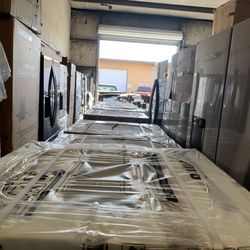 New Out Box French Door Refrigerators, Best Prices In Town 