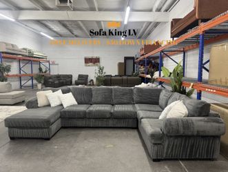 Free Delivery* Like New Gray “U” Shape Sectional Sofa!