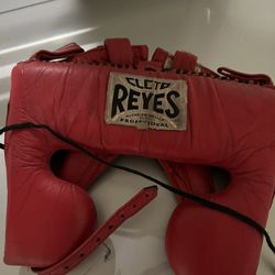 Cleto Reyes Head Set Boxing