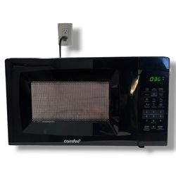 Comfee’ 700W Heavy Duty Large Microwave Oven (Model EM720CPL-PMB) in Black