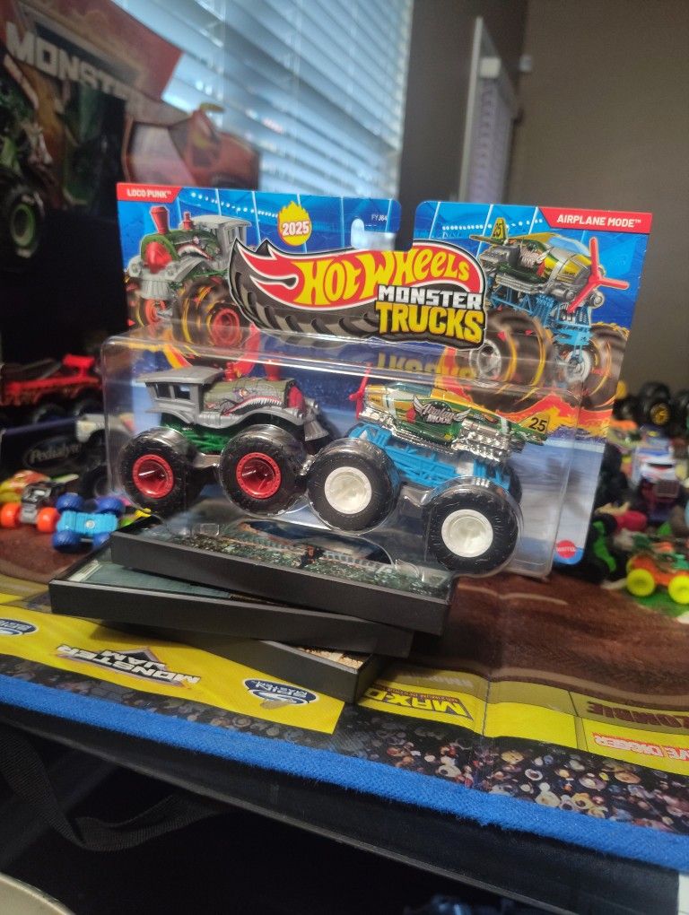 HOT WHEELS MONSTER Truck