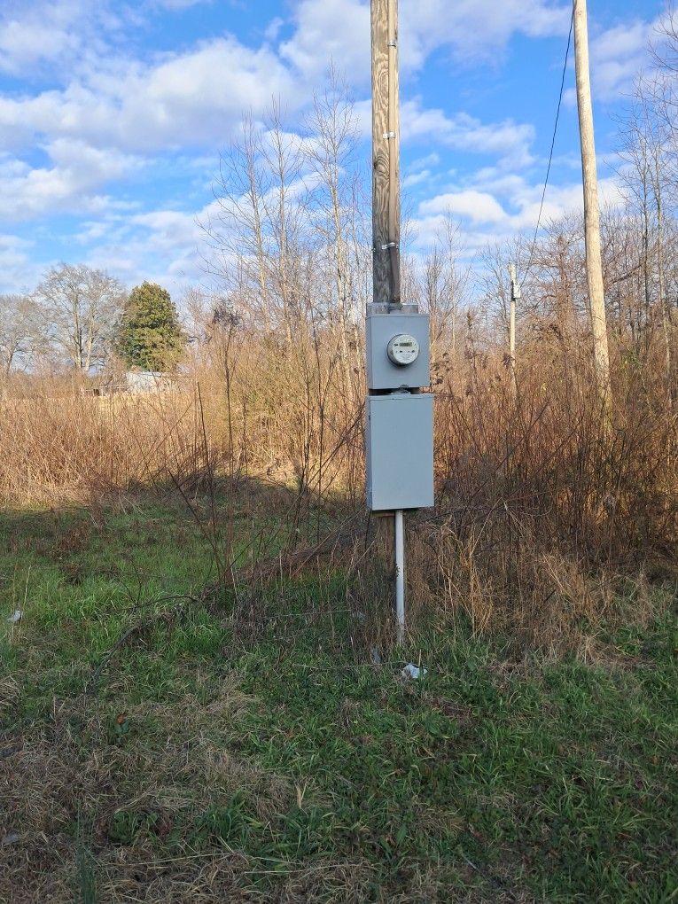 Light Pole And Meter Box For Sale Brand New Have To Come And Pick It Up