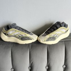 Adidas Yeezy Ortholite Women’s 7