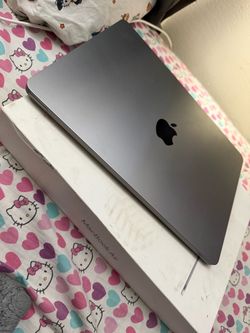 Mac book 13” 2024 8GB