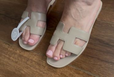 Nude sandals
