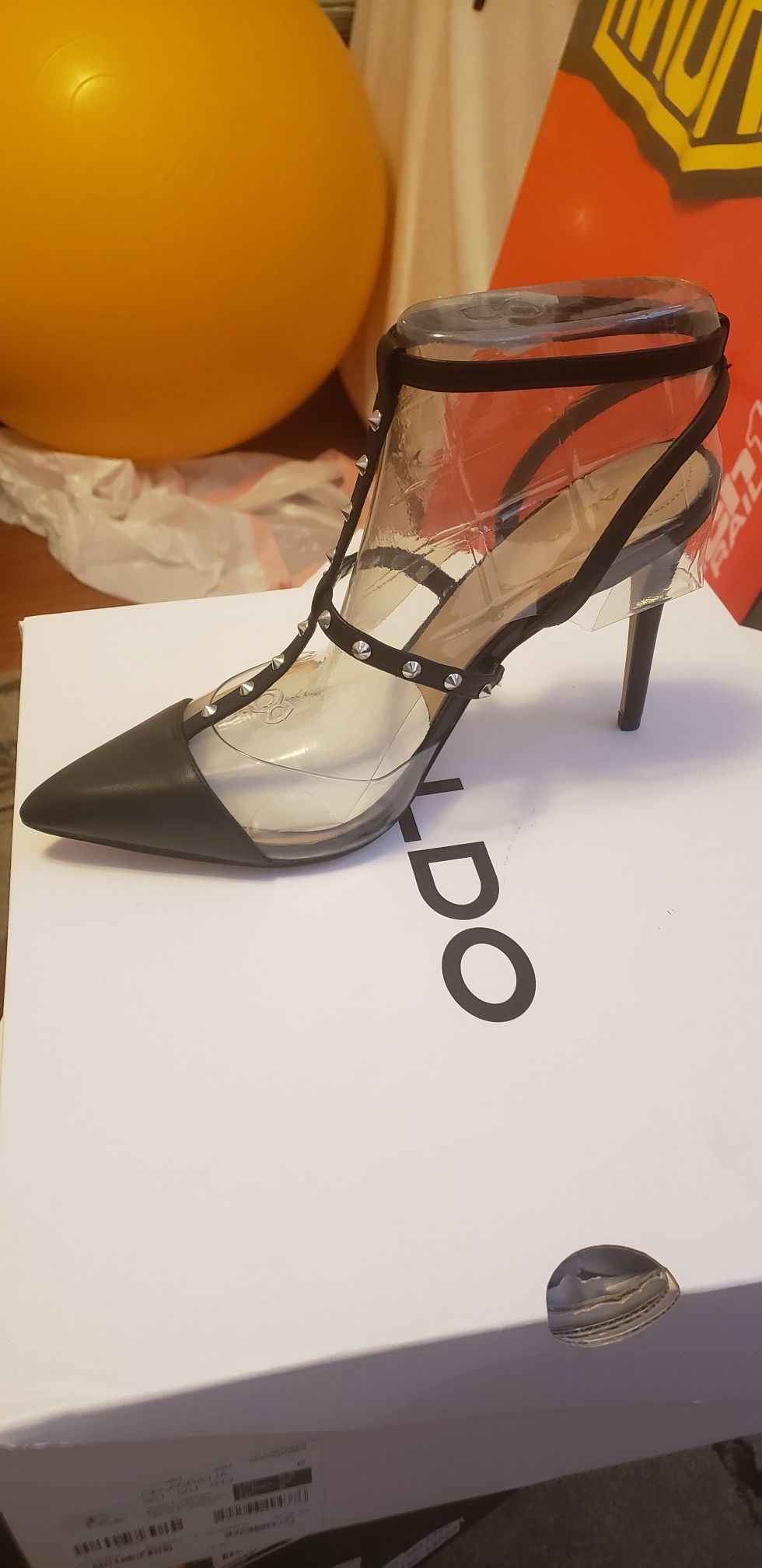 Celadrielia size 8.5 brand new women's shoes