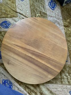 Solid Walnut Wood Lazy Susan – Rotating Serving Tray