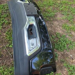 2019 - 2021 Chevy Silverado 1500 Front Bumper ASM W/TOW W/Sensor W/Fog OEM black