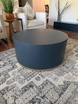 Modern round drum coffee table