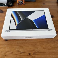 APPLE MACBOOK PRO BOX ONLY 