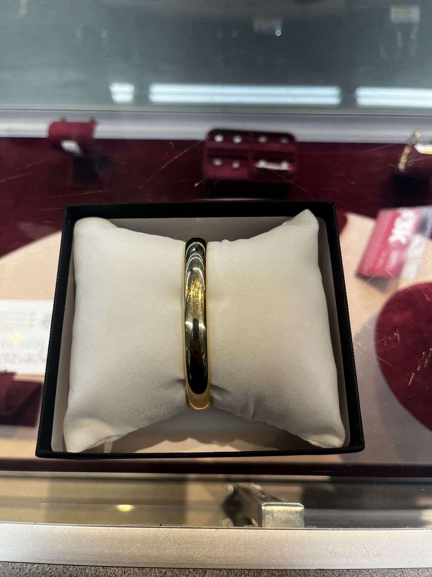 Bangle Bracelet 14k 9.4 Grms 7’
