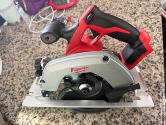 6 1/2”  Milwaukee skilsaw