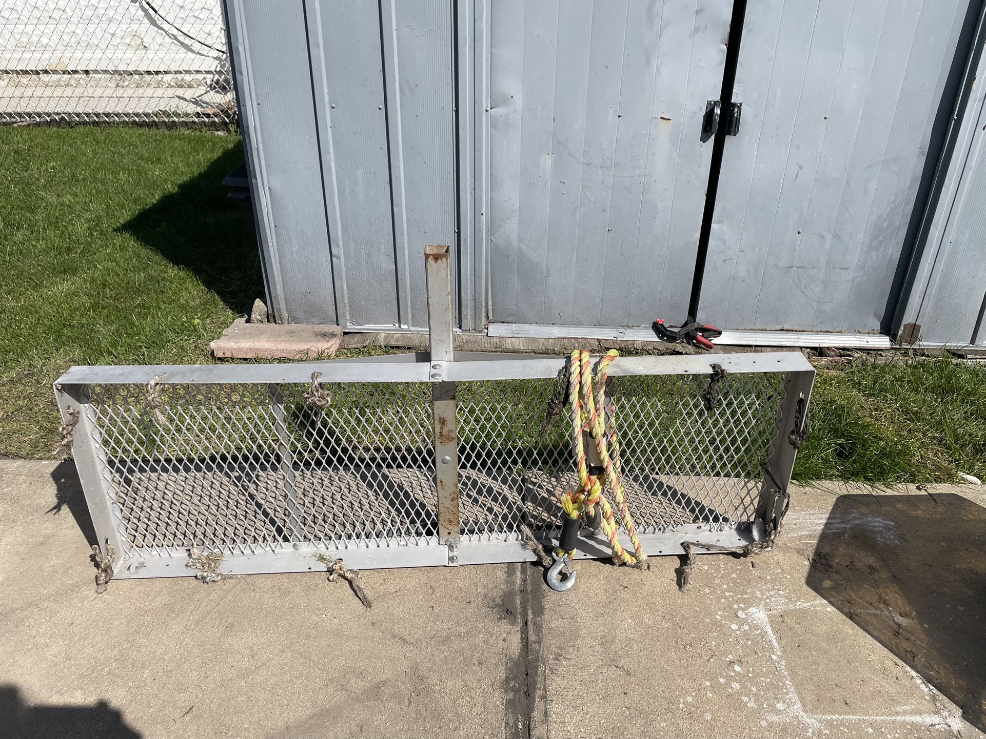 Tow Hitch Carrier