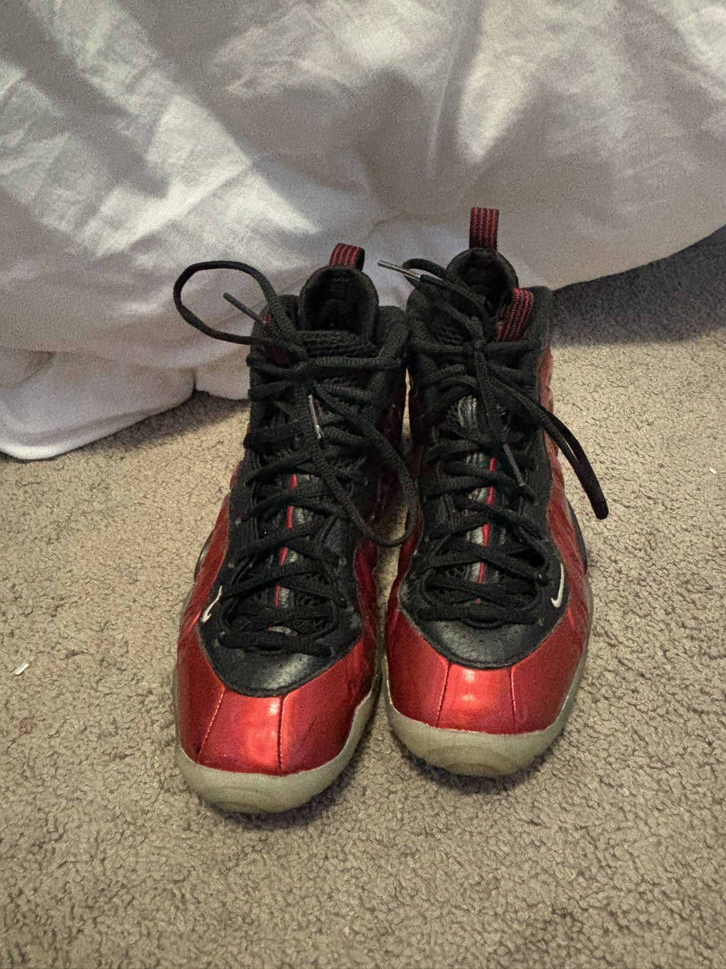 youth nike shoes