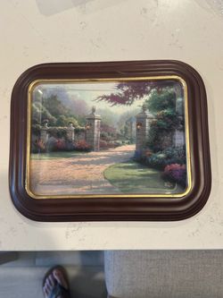 Framed collectors plate Thomas Kinkade