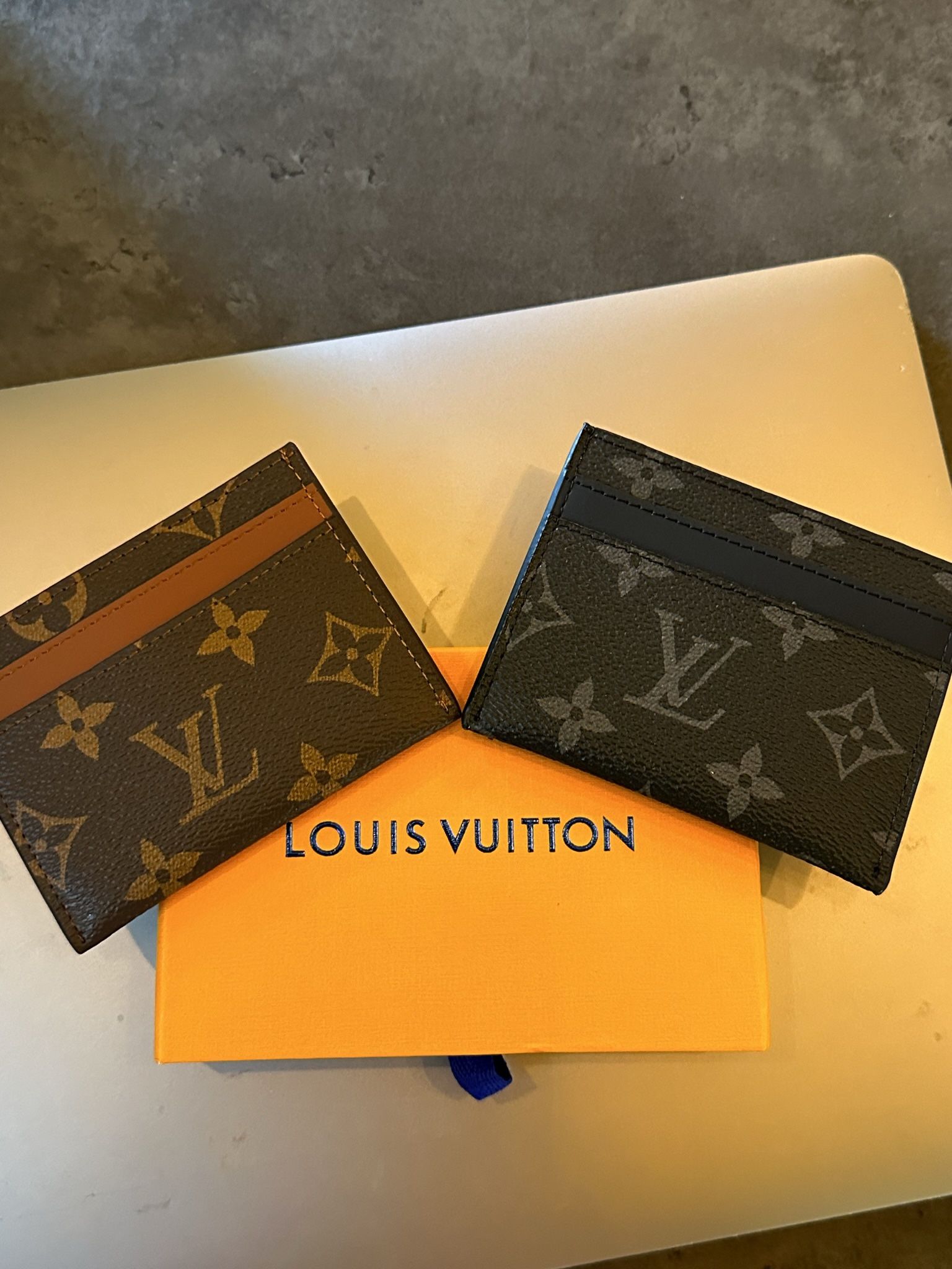 LOUIS VUITTON WALLET CARD HOLDER PREMIUM