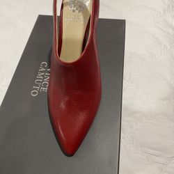 Vince Camuto Red Heel Size 6