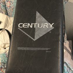 Martial arts striking/sparring bag