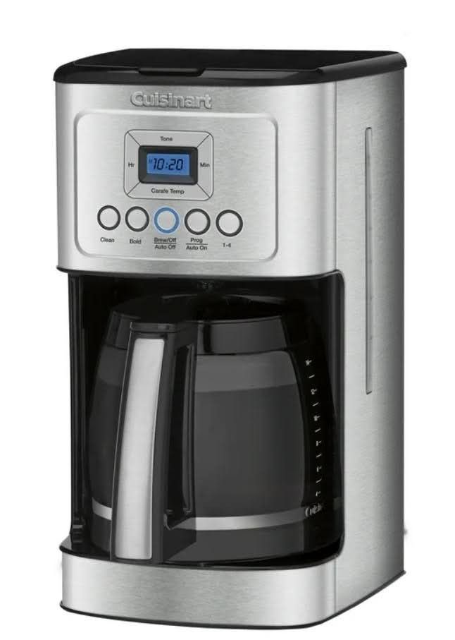 Cuisinart 14-Cup PerfecTemp Programmable Coffeemaker
Turn up the flavor — and the temperature — on your daily pot of coffee with the Cuisinart® Perfe