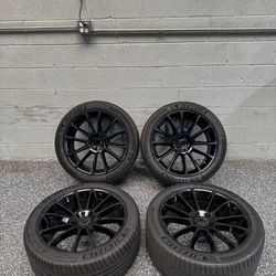 Status Goliath 22" Jeep/Dodge Wheels Rims Set of 4 22x9.5 5x127 + Tires