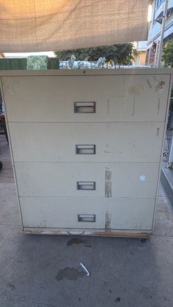 Gabinetes de oficina usado