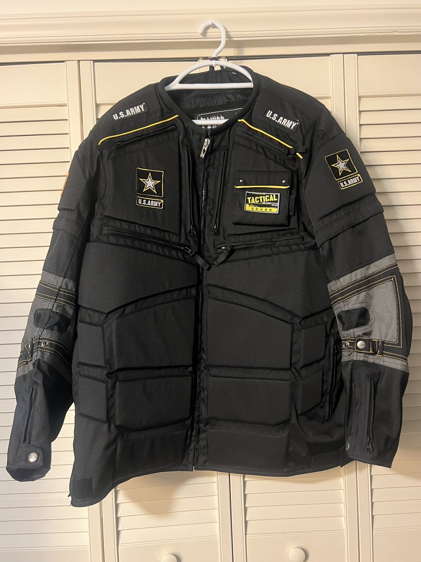 POWER-Trip Motorcycle Jacket 4XL *Fully Padded with Zip-Out Liner *US Army Badging. Heavy Warm and Extremely Well Made