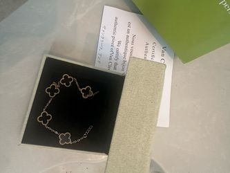 Women’s bracelet