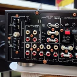 Pioneer Receiver (Remote), Pioneer Bookshelf Speakers 