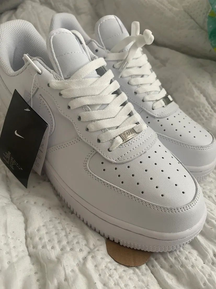 Air Forces Size 10