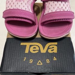 Pink Tevas toddler size 4