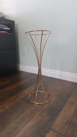 Flower Centerpiece Stand