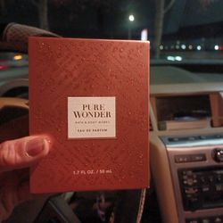 New BATH& BODY WORKS$30.Perfume