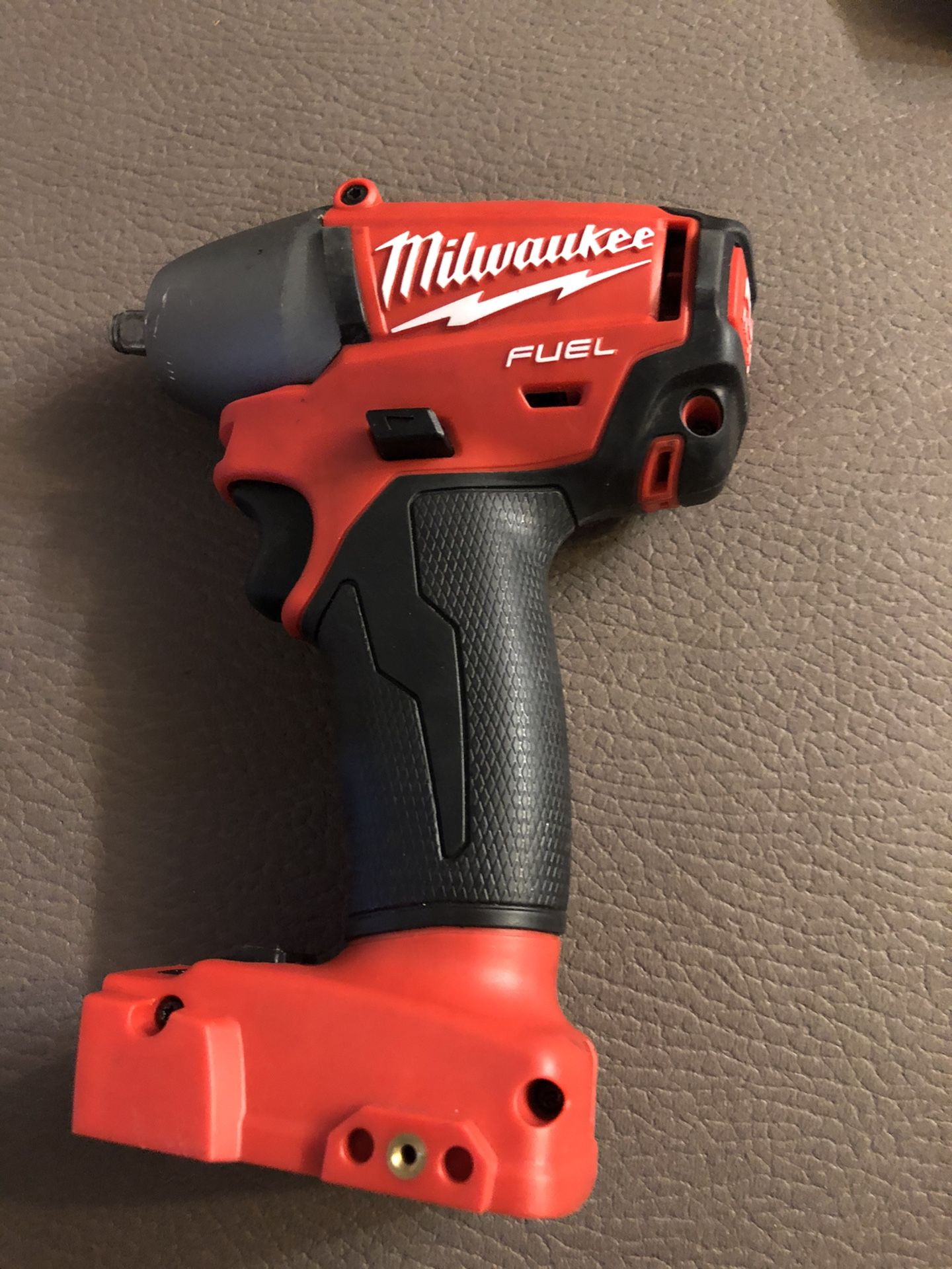 Milwaukee 3/8 impact wrench