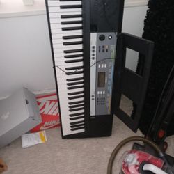 Electronic Piano