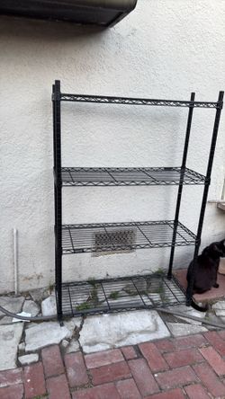 4 TOTE RACK