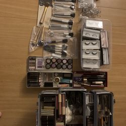 Makeup Artist -  Anyone  Who Is Interested In makeup - Professional Silver Makeup Case-Brushes- Boxed Eyelashes-Eye Shadows-Lipsticks