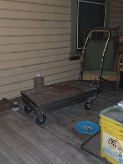 1000 lb lift table from Harbor Freight $200 OBO