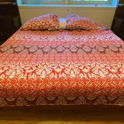 King Zise Frame And Matress Incluidas Dark Wood Really Great Bed 