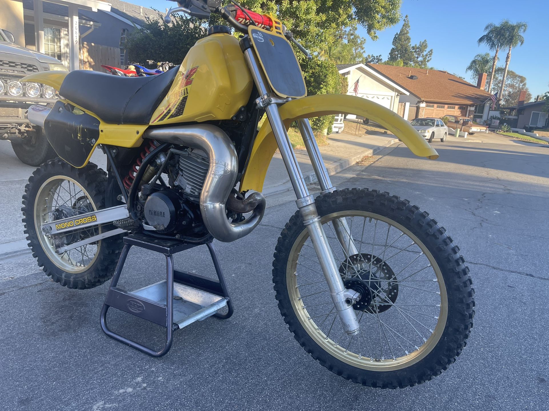 1984 YZ490