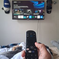 50" ELEMENT SMART TV